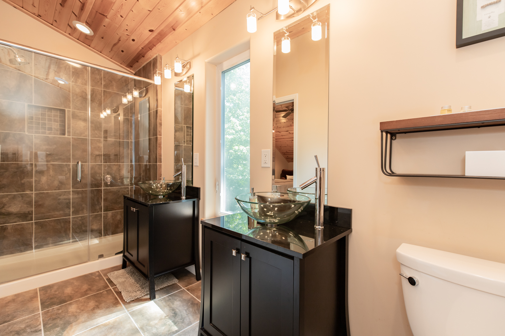 Upstairs master bath!