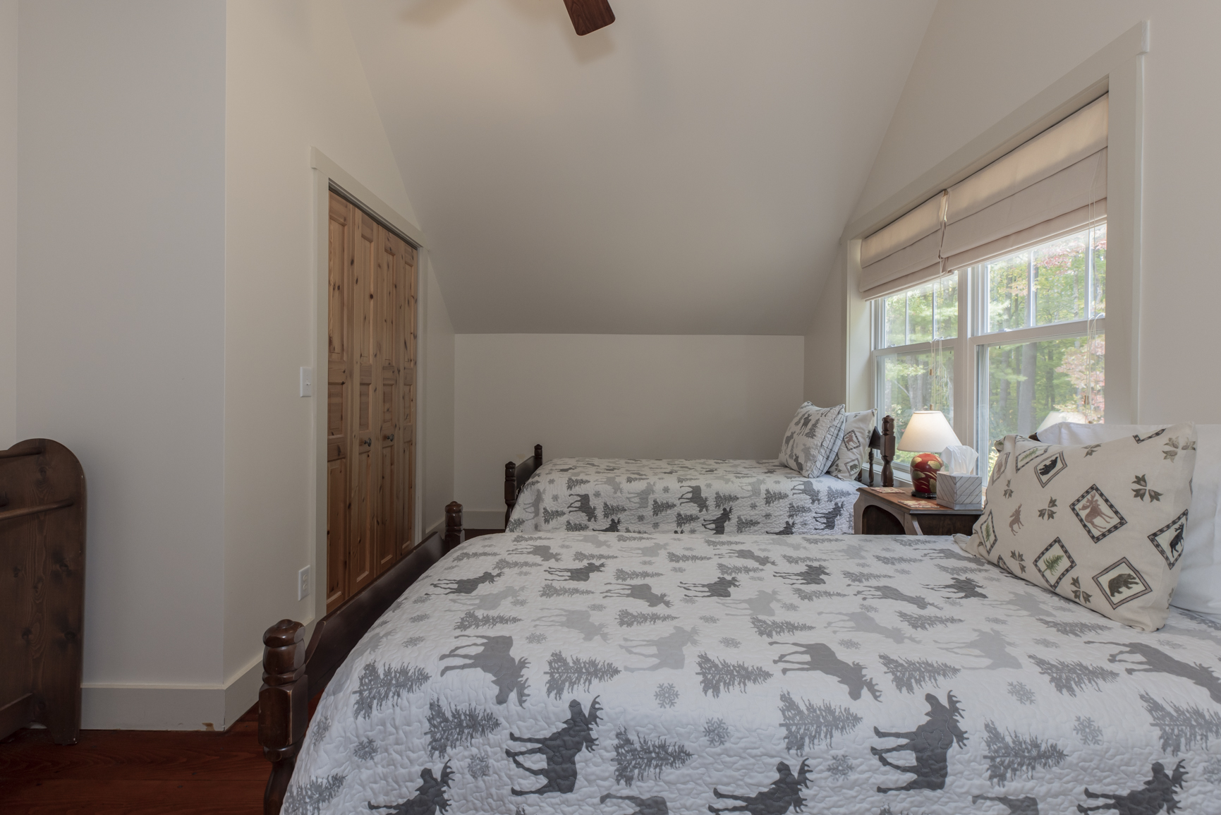 Top Floor twn bedroom