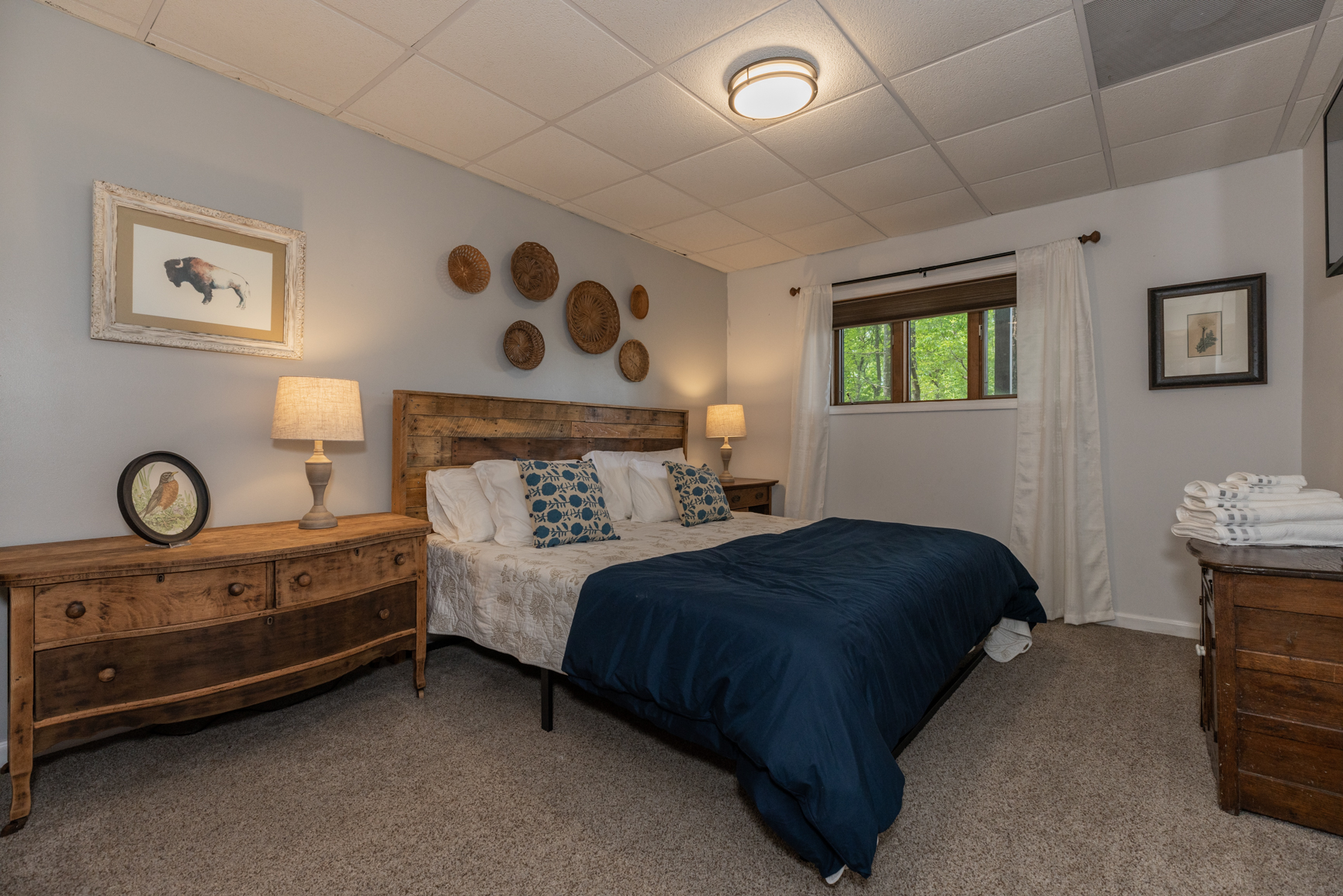 Lower level sleeping area 5 King