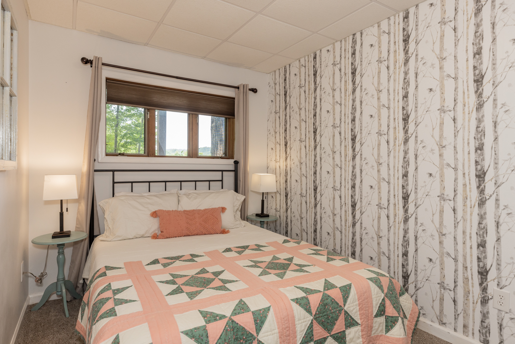 Lower Level bedroom 4 Queen bed