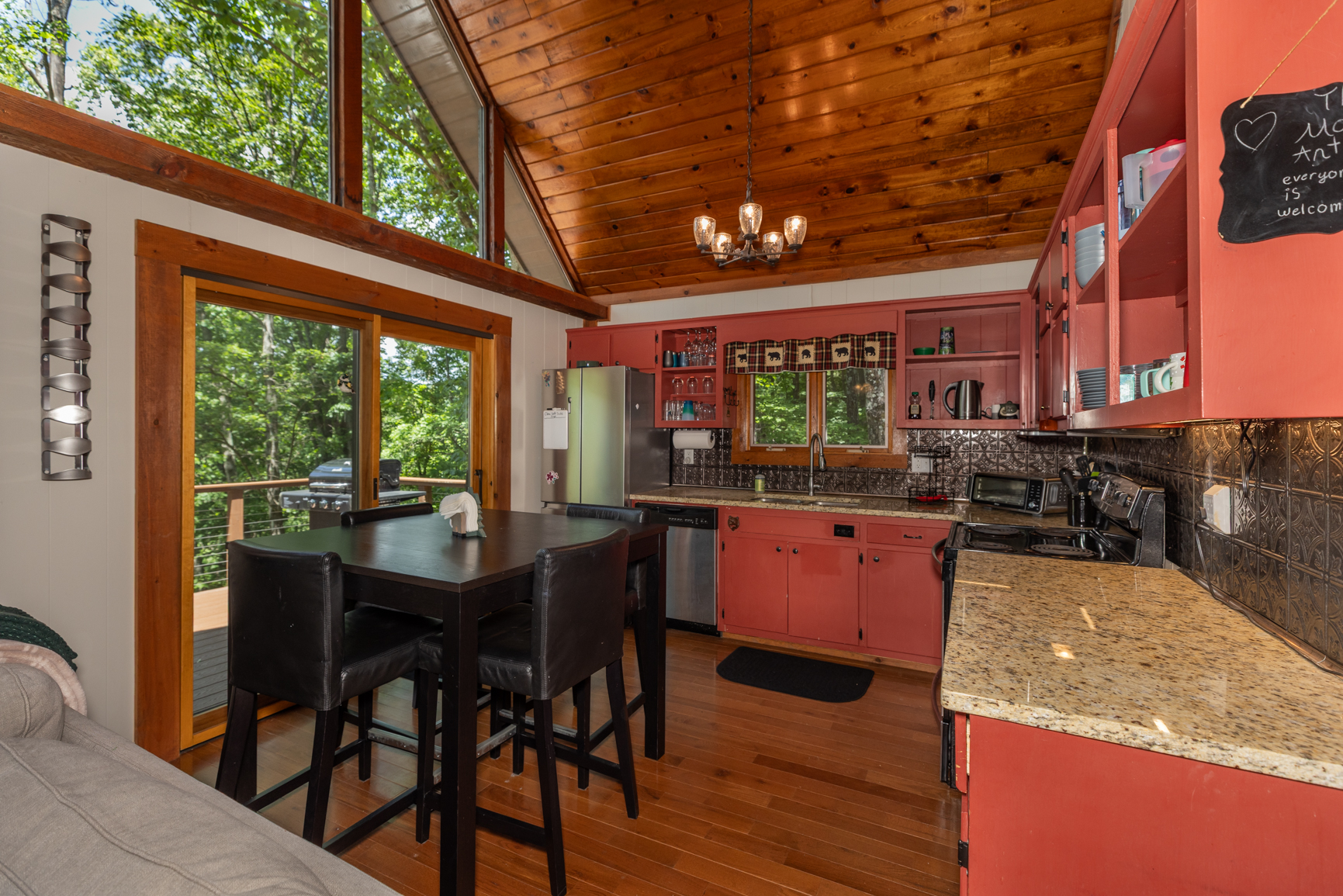 The Mossy Antler - Powder Horn Mountain | Photo 38