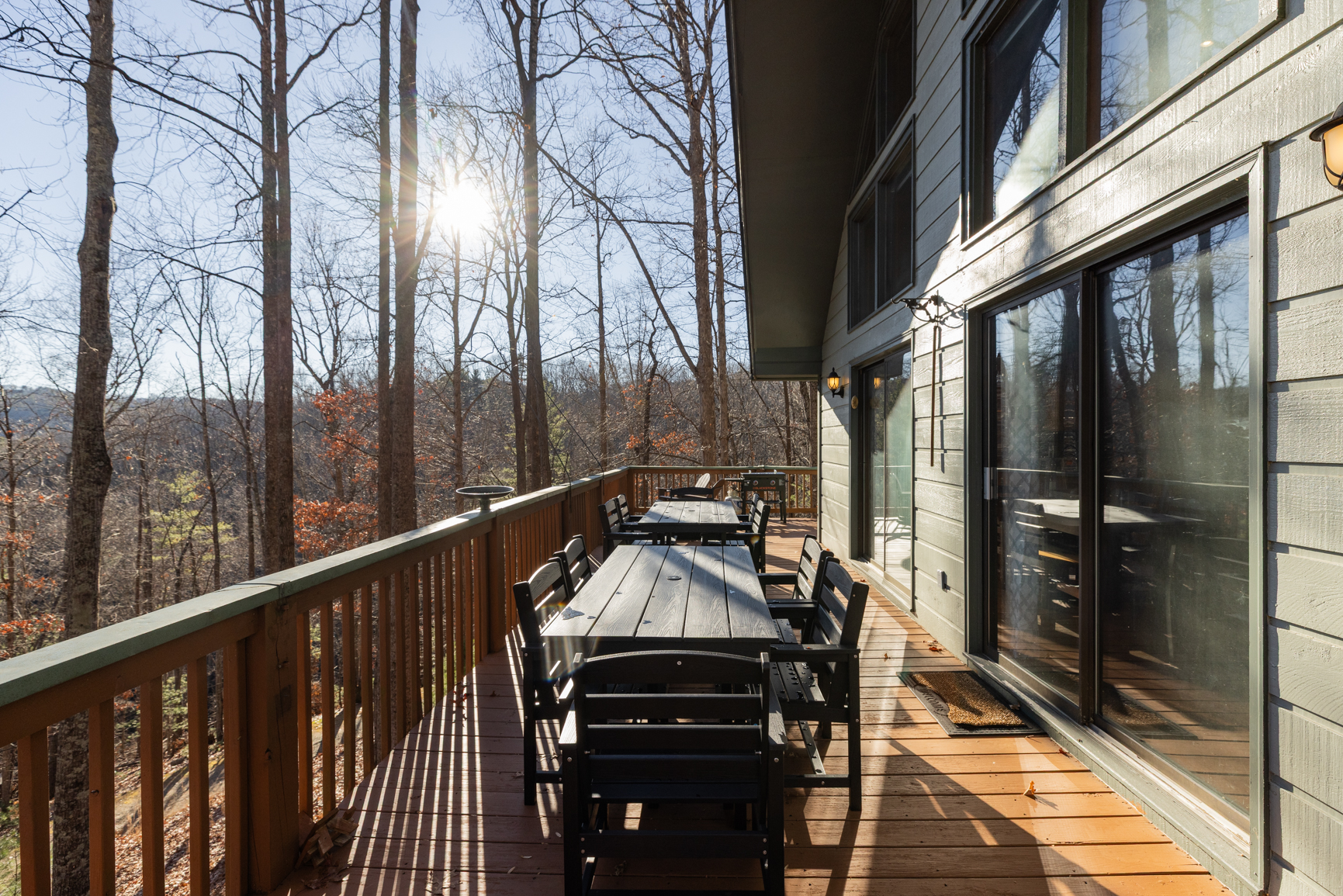 Back Deck outdoor dining