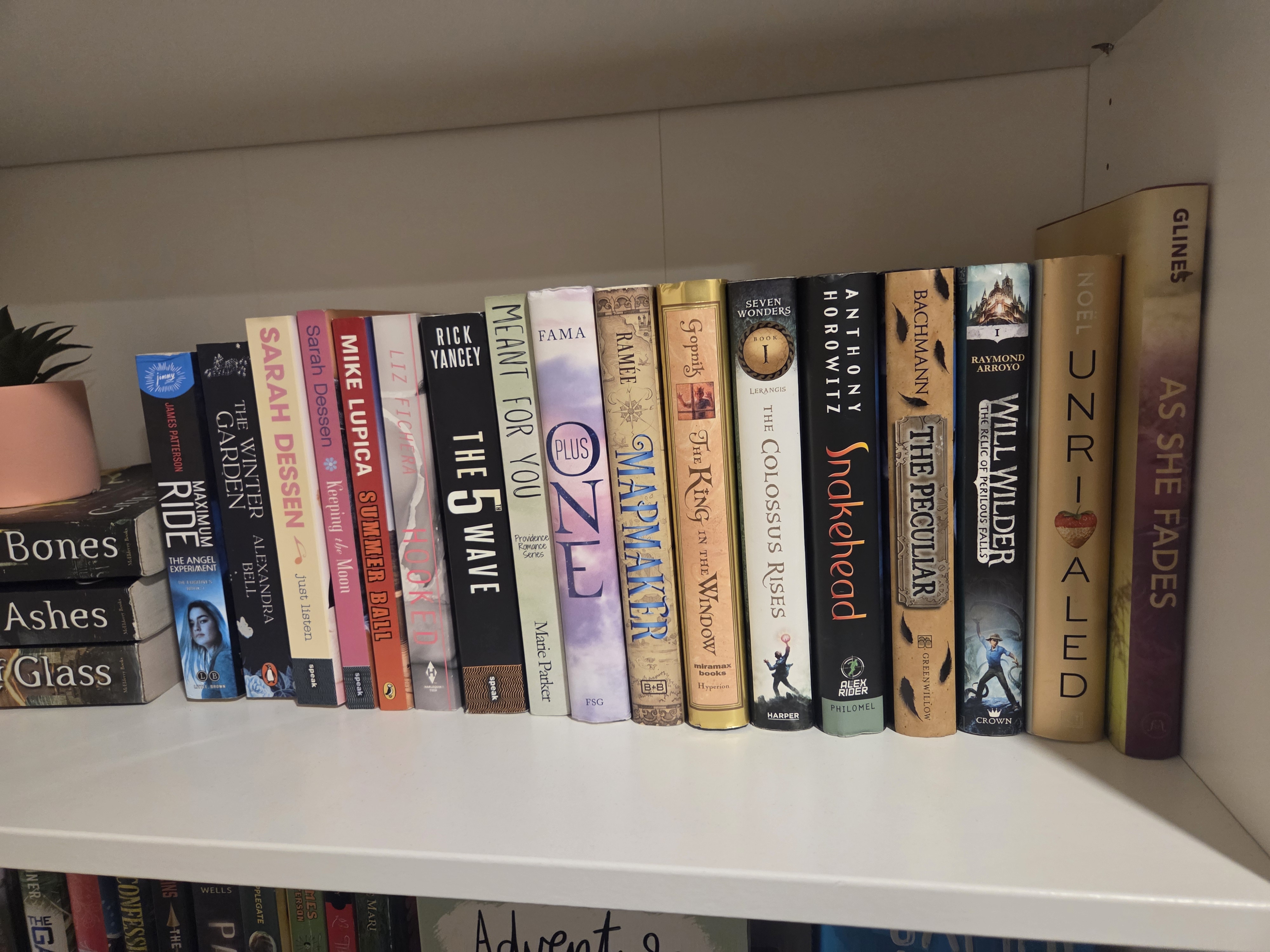 Moooore Books