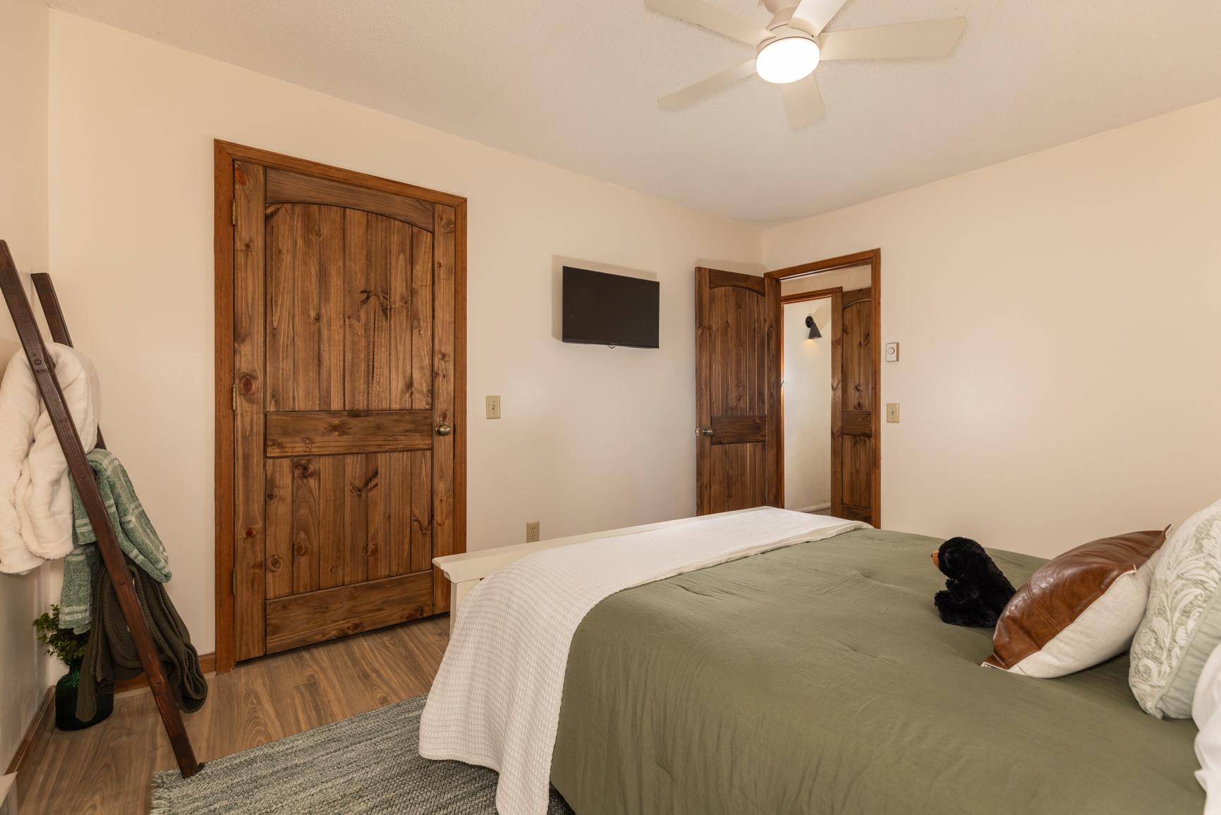 Main Floor bedroom 2