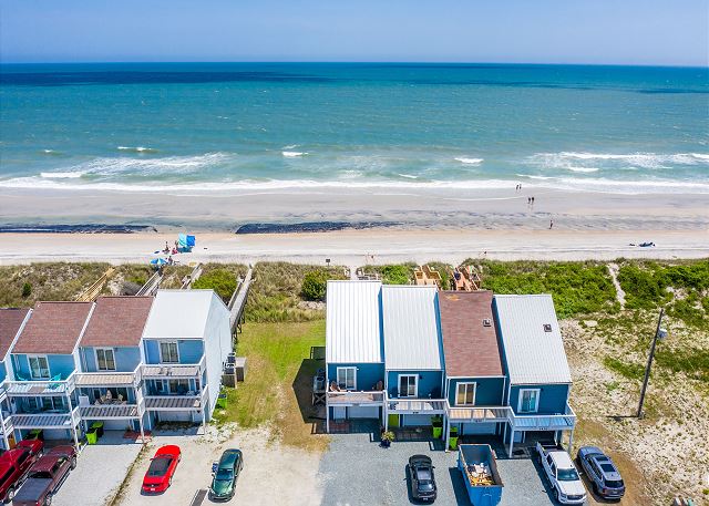 The Sandy Pelican | Oceanfront! 
