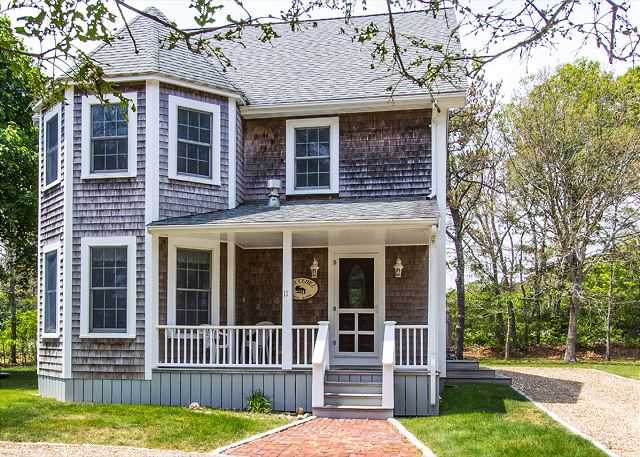 11 Marvin Avenue