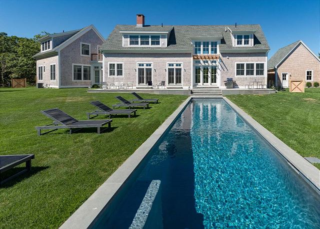 15 Pond Road