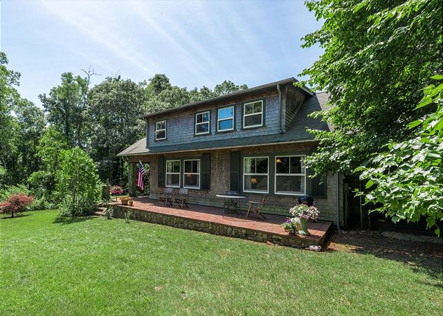 180 Head Of The Pond Rd