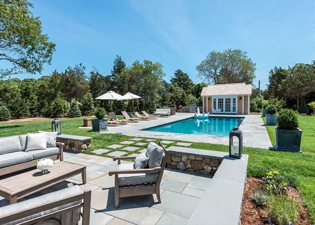 2 Nora's Way