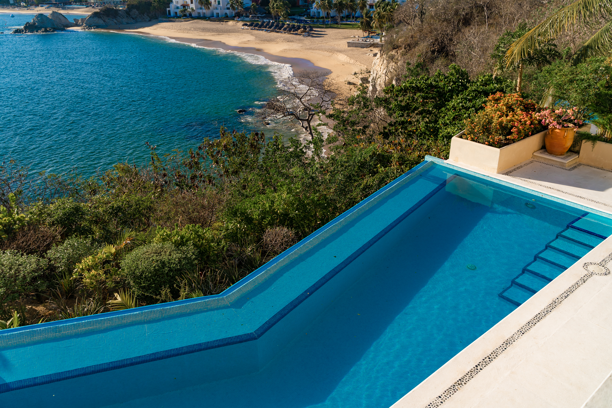 Huatulco vacation rental property photo 1