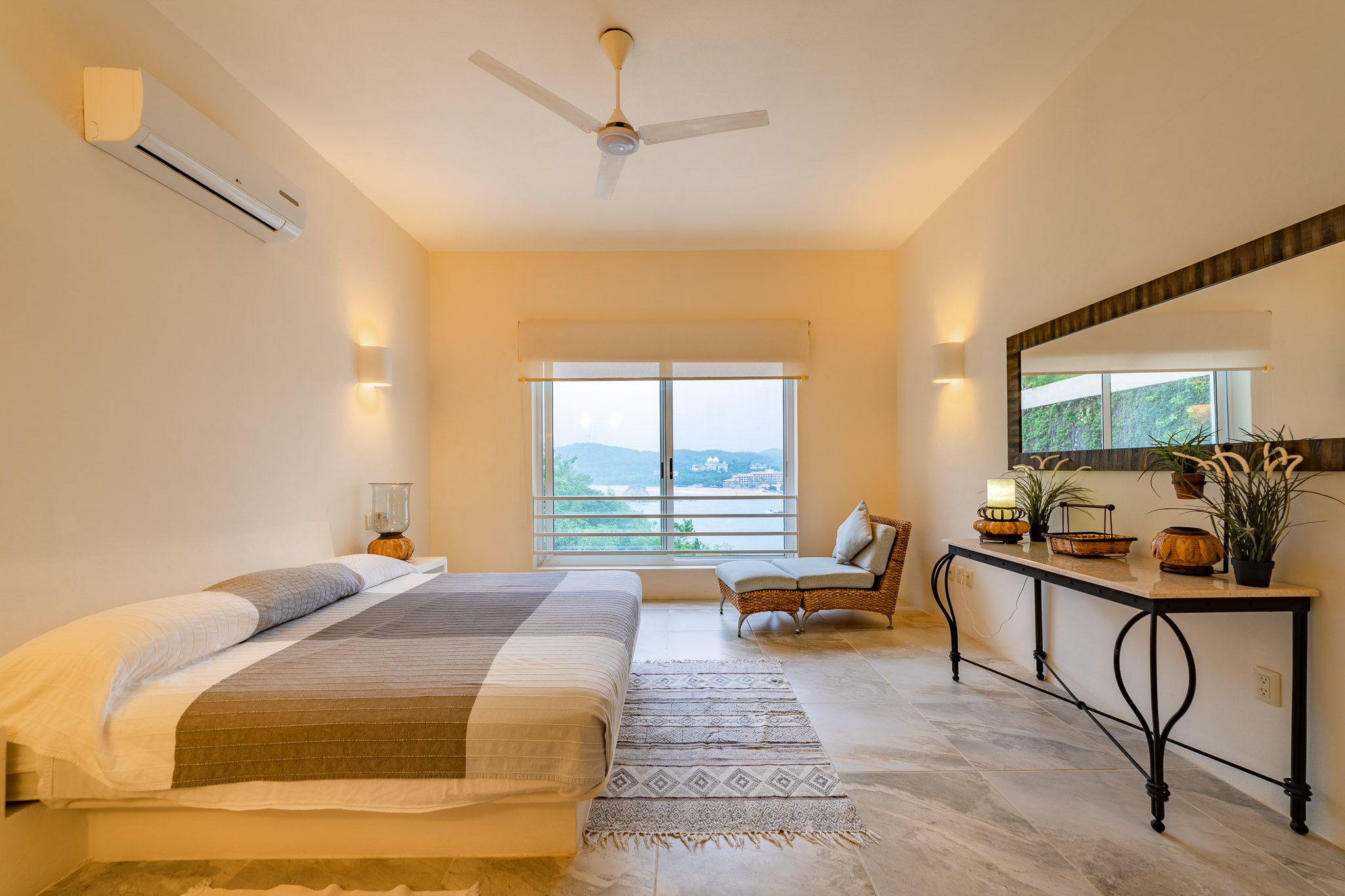 Huatulco vacation rental property photo 25