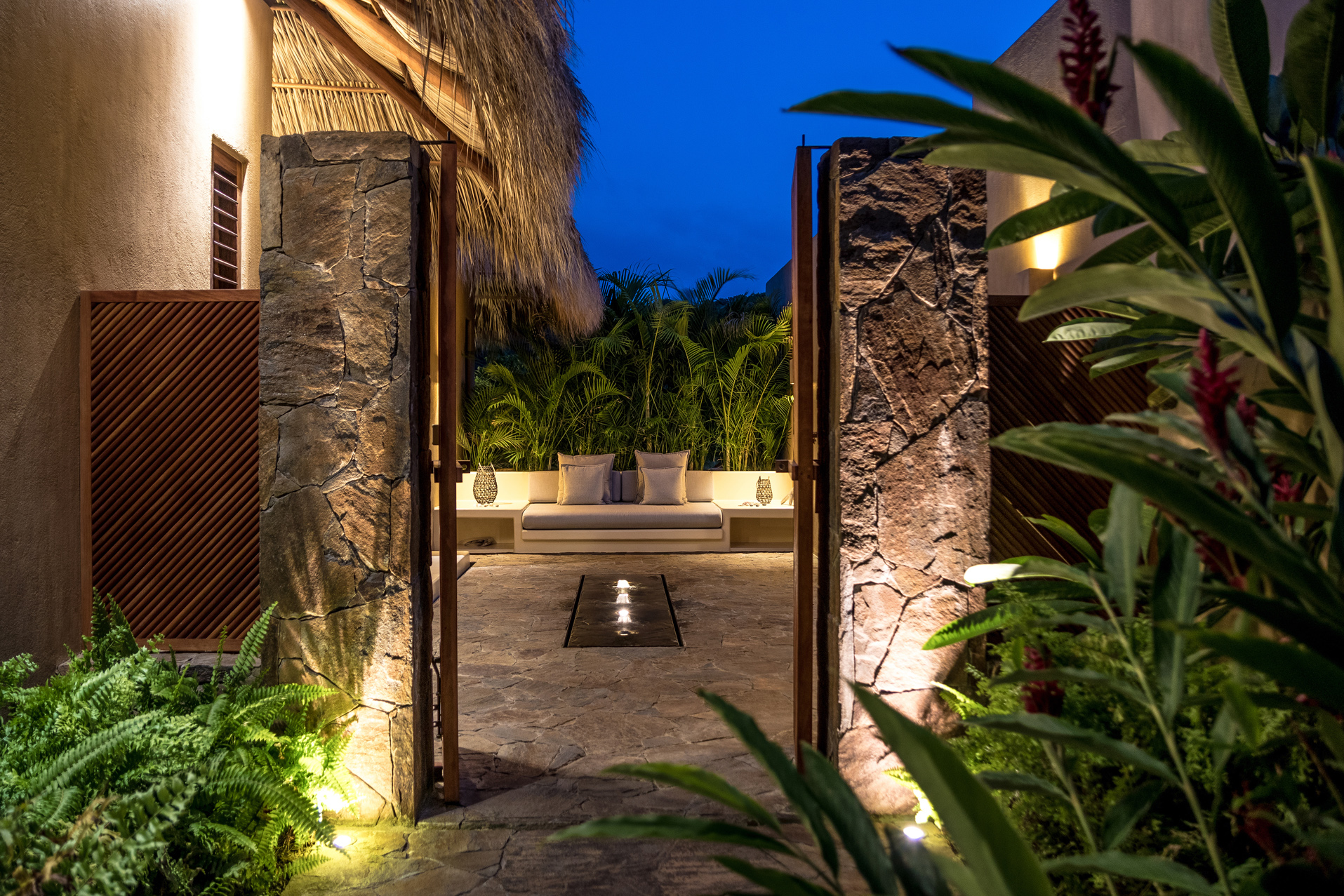 Huatulco vacation rental property photo 2