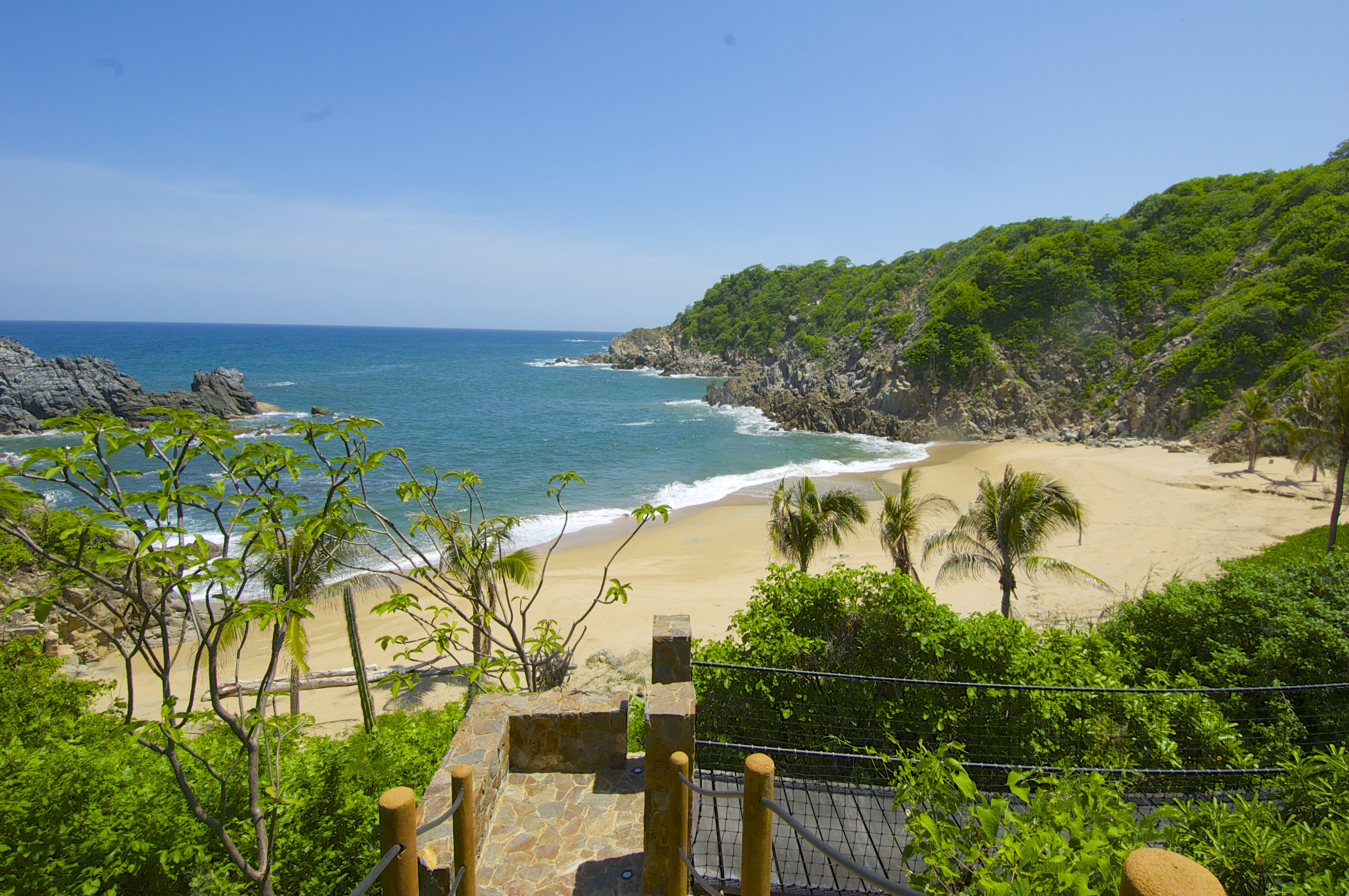 Huatulco vacation rental property photo 25