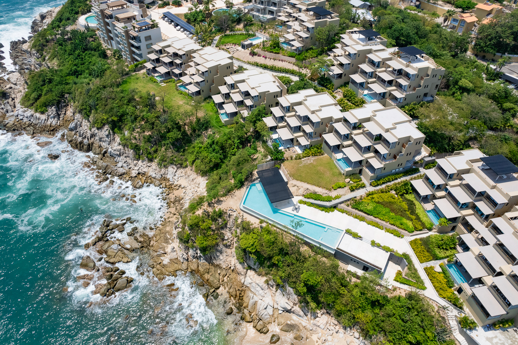 Huatulco vacation rental property photo 4