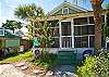 Welcome to Greene Cottage! Vintage 1930's cottage fully restored by a Georgia family who fell in love with Tybee Island!