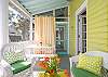 Screened porch - Cottage on the Green A.