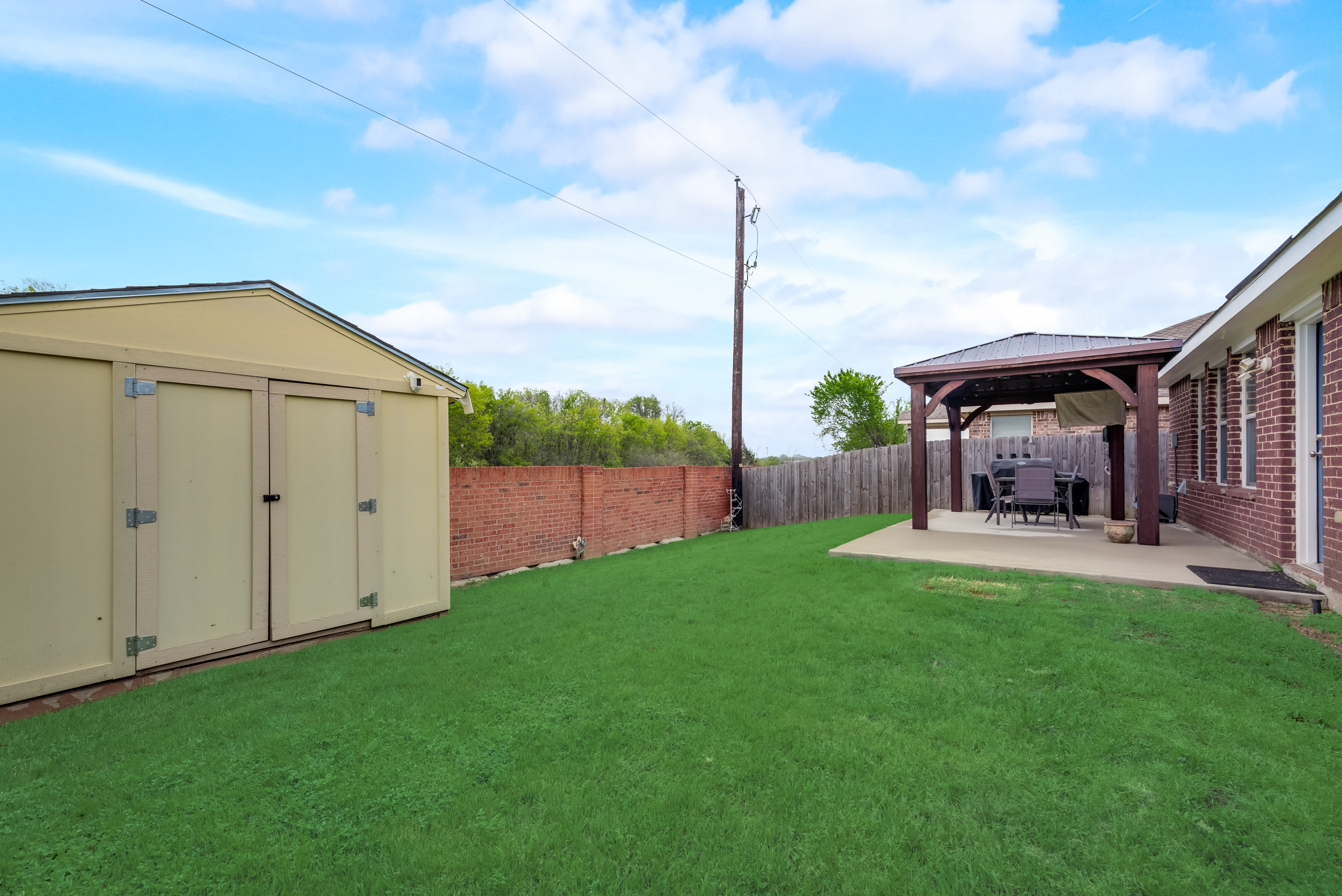 Fenced Yard