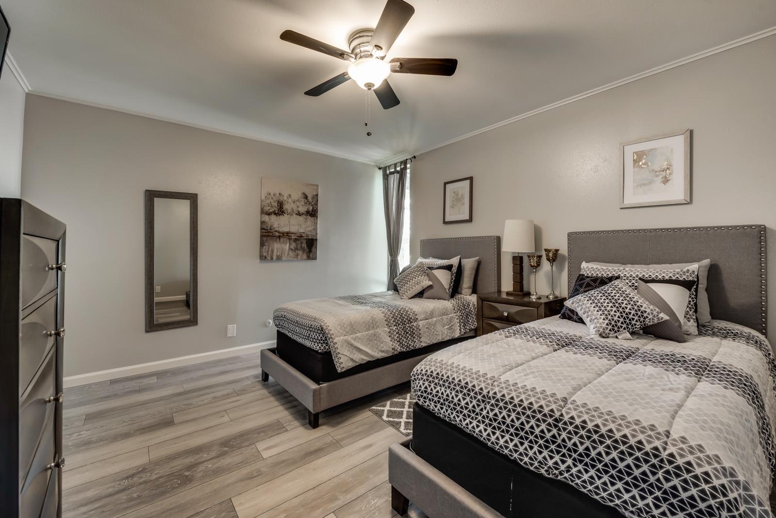 GP54C - Condo|Yard|4mi to AT&T Stadium|Sleeps 4 | Photo 15
