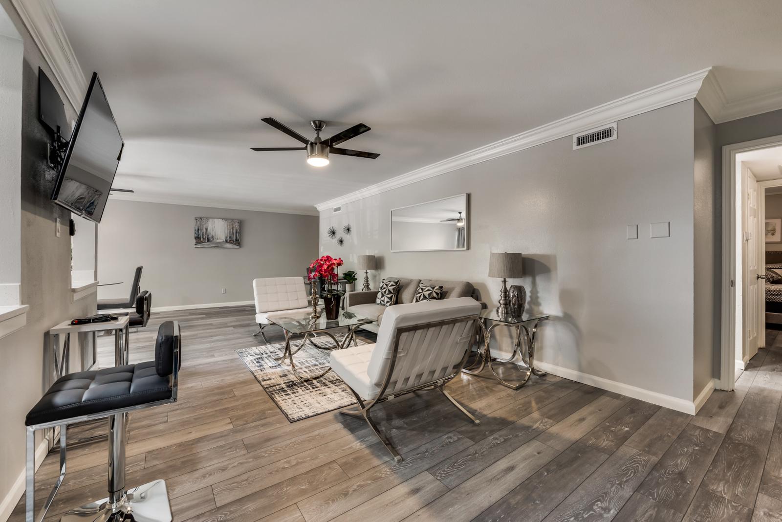 GP54C - Condo|Yard|4mi to AT&T Stadium|Sleeps 4