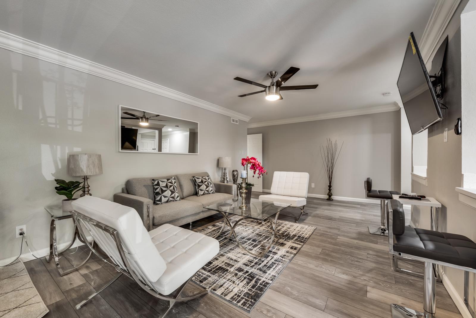 GP54C - Condo|Yard|4mi to AT&T Stadium|Sleeps 4 | Photo 2