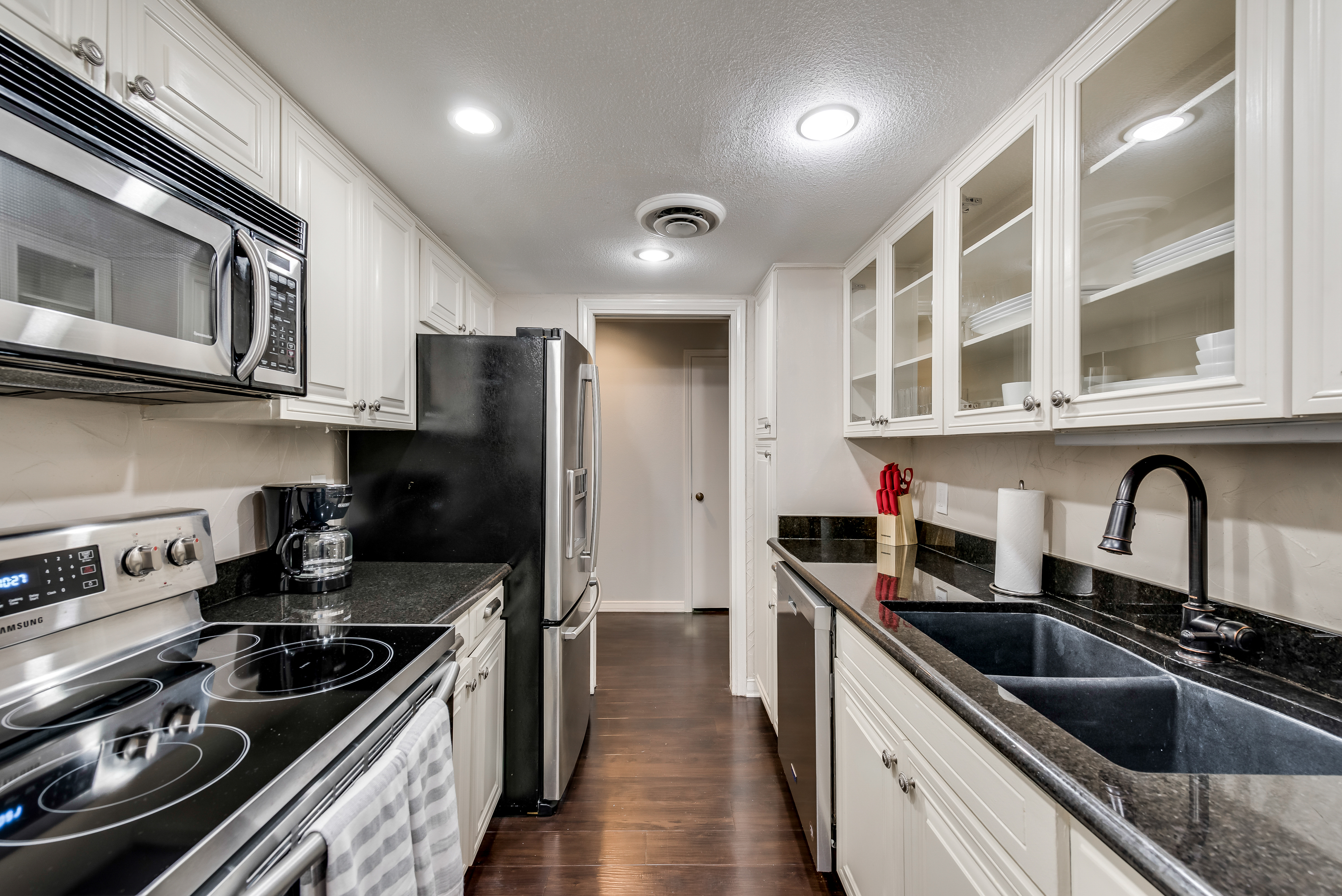 GP66B - Condo|Yard|4mi to AT&T Stadium|Sleeps 4 | Photo 5