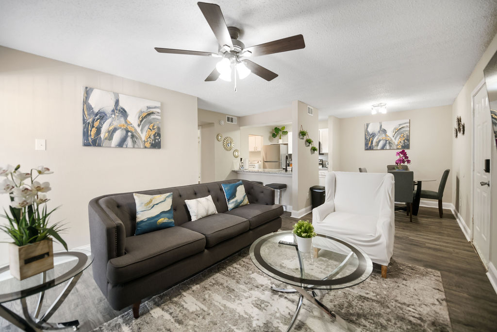 I014 - Apt|Yard|10mi to Fair Park|Sleeps 4
