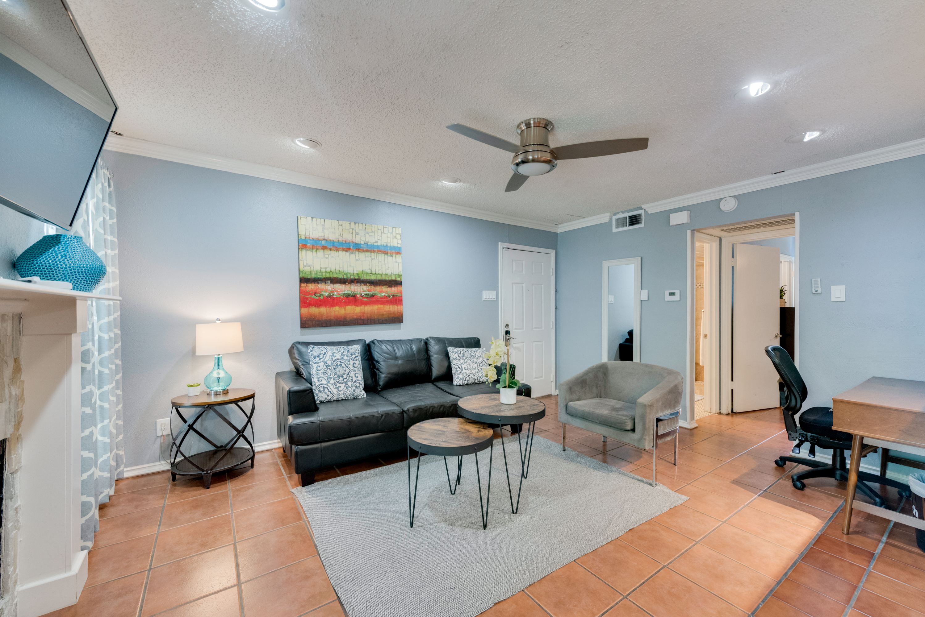 I04 - Apt|Patio|11mi to Convention Ctr|Sleeps 2
