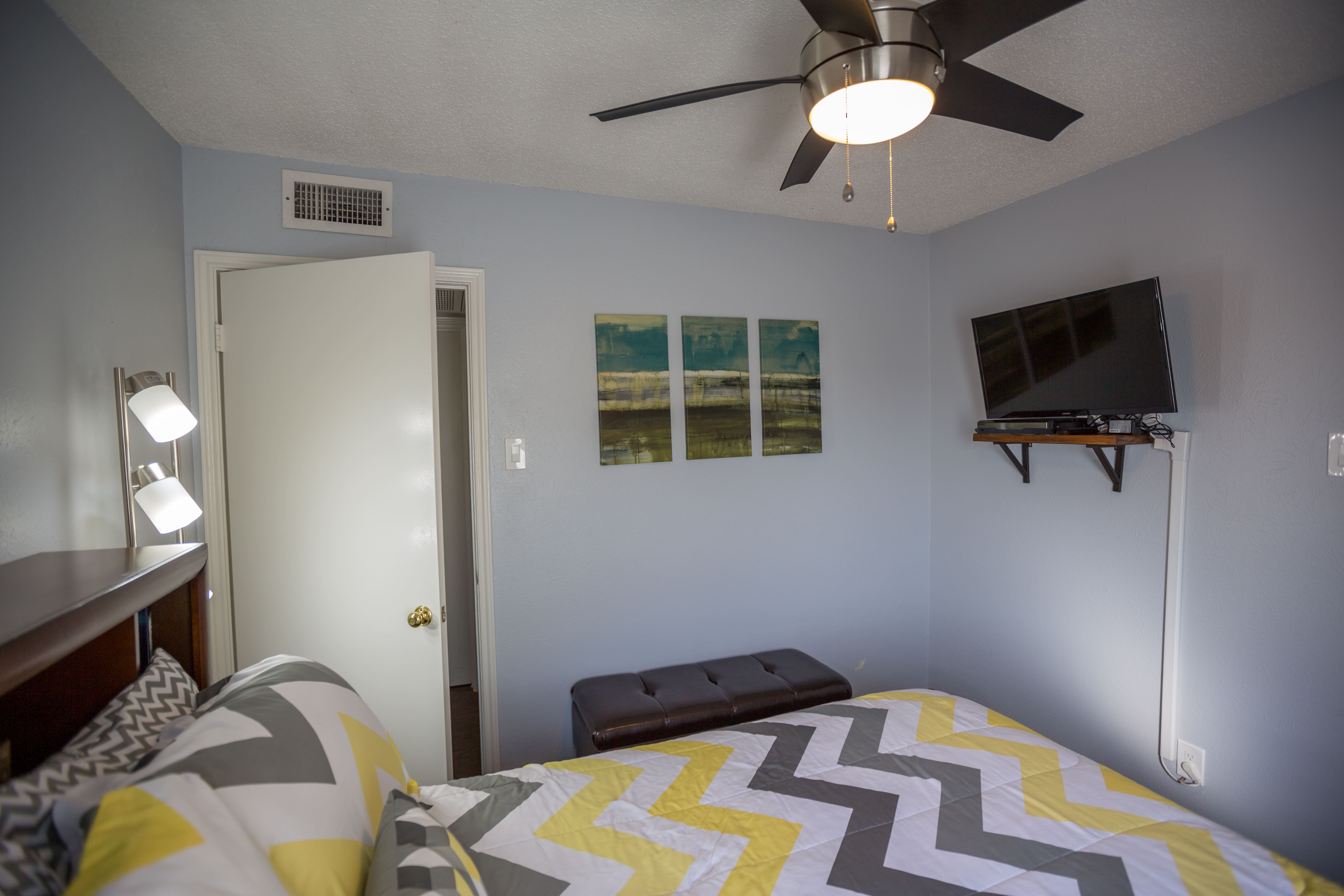 I14 - Apt|Patio|11mi to Convention Ctr|Sleeps 4 | Photo 6