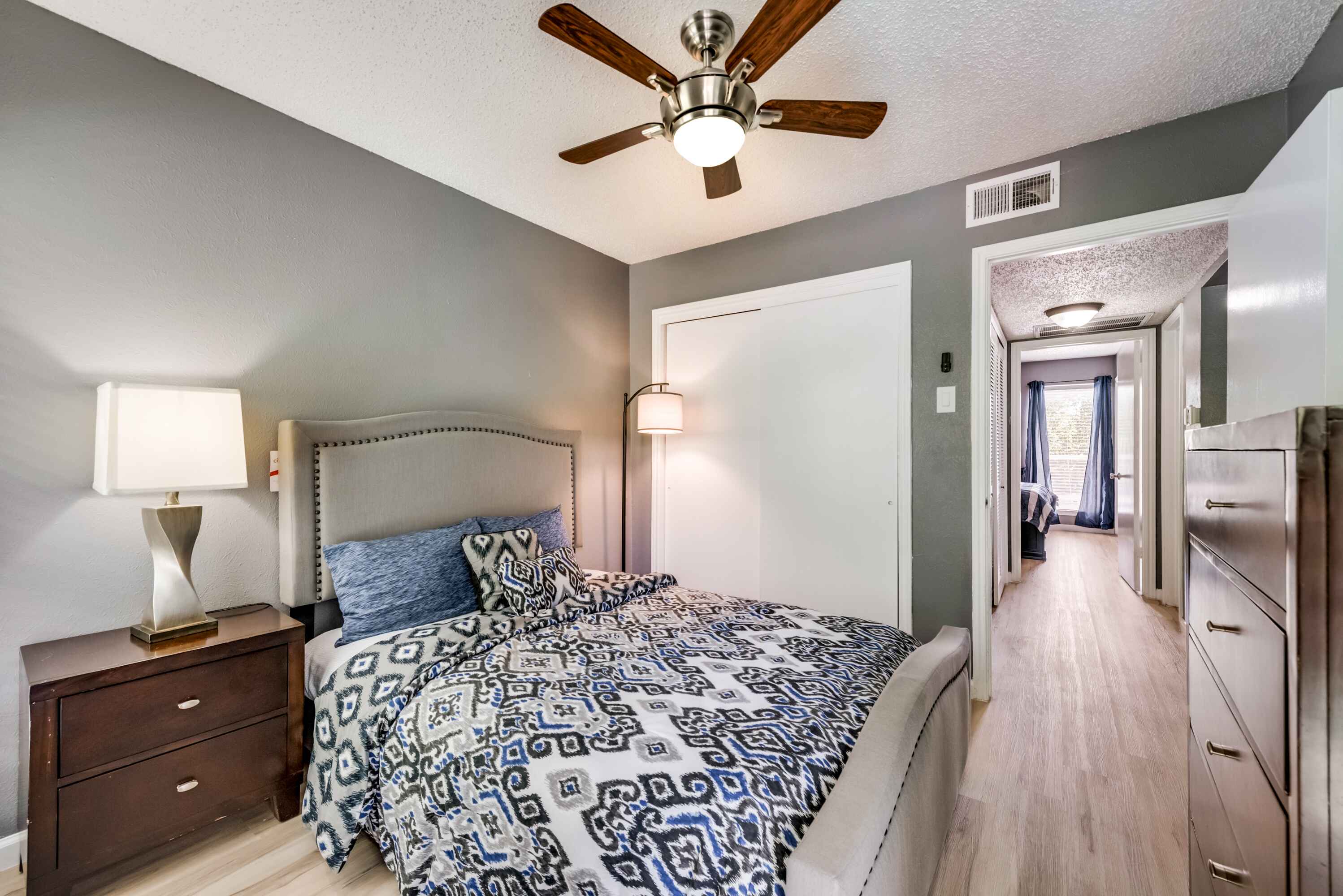 I18 - Apt|Yard|11mi to Fair Park|Sleeps 4 | Photo 11