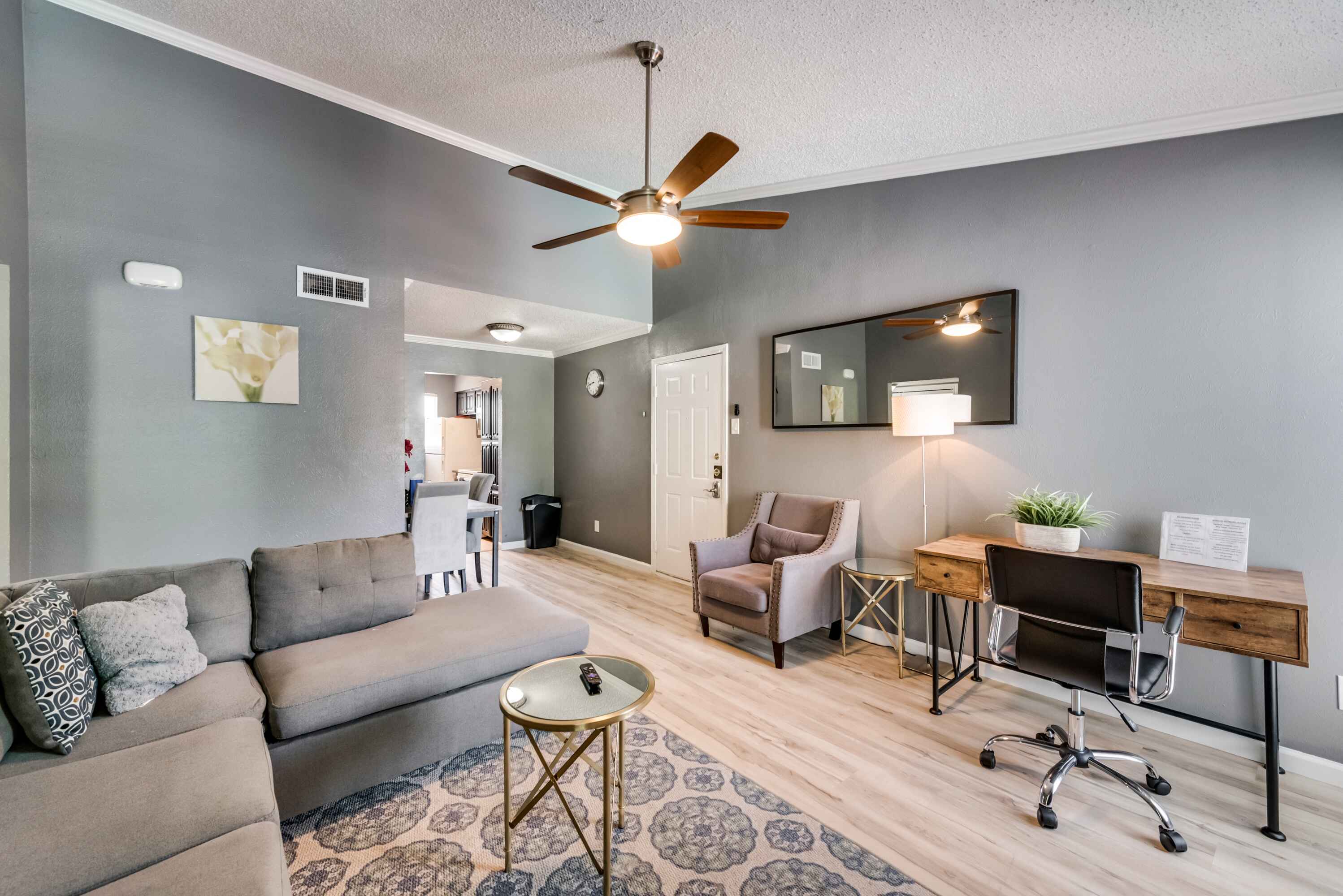 I18 - Apt|Yard|11mi to Fair Park|Sleeps 4 | Photo 6
