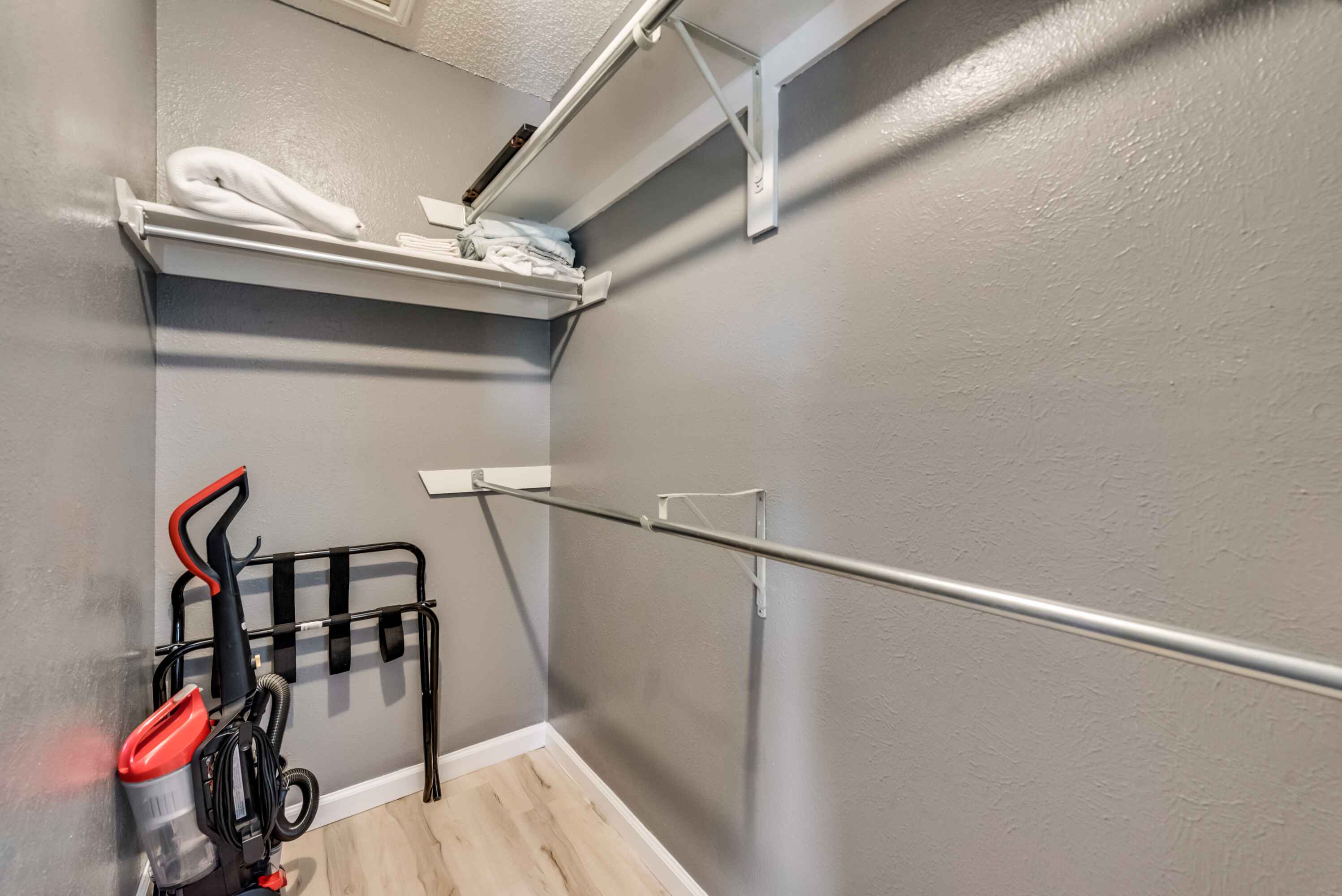 I18 - Apt|Yard|11mi to Fair Park|Sleeps 4 | Photo 1
