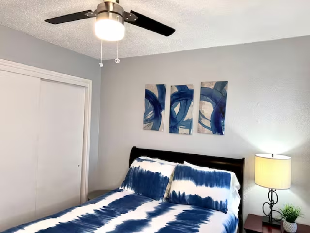 I20 - Apt|Yard|11mi to Fair Park|Sleeps 4 | Photo 11