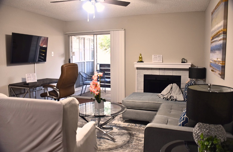 I207 - Apt|Patio|10mi to Convention Ctr|Sleeps 2 | Photo 8