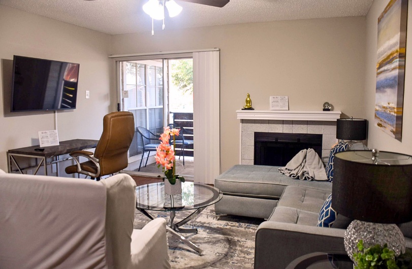 I207 - Apt|Patio|10mi to Convention Ctr|Sleeps 2 | Photo 10