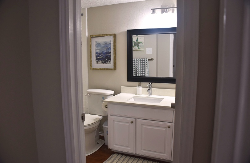 I207 - Apt|Patio|10mi to Convention Ctr|Sleeps 2 | Photo 1