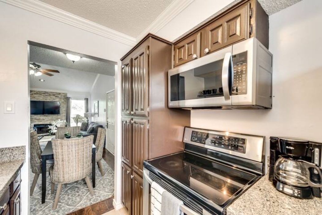 I22 - Apt|Yard|11mi to Fair Park|Sleeps 4 | Photo 12