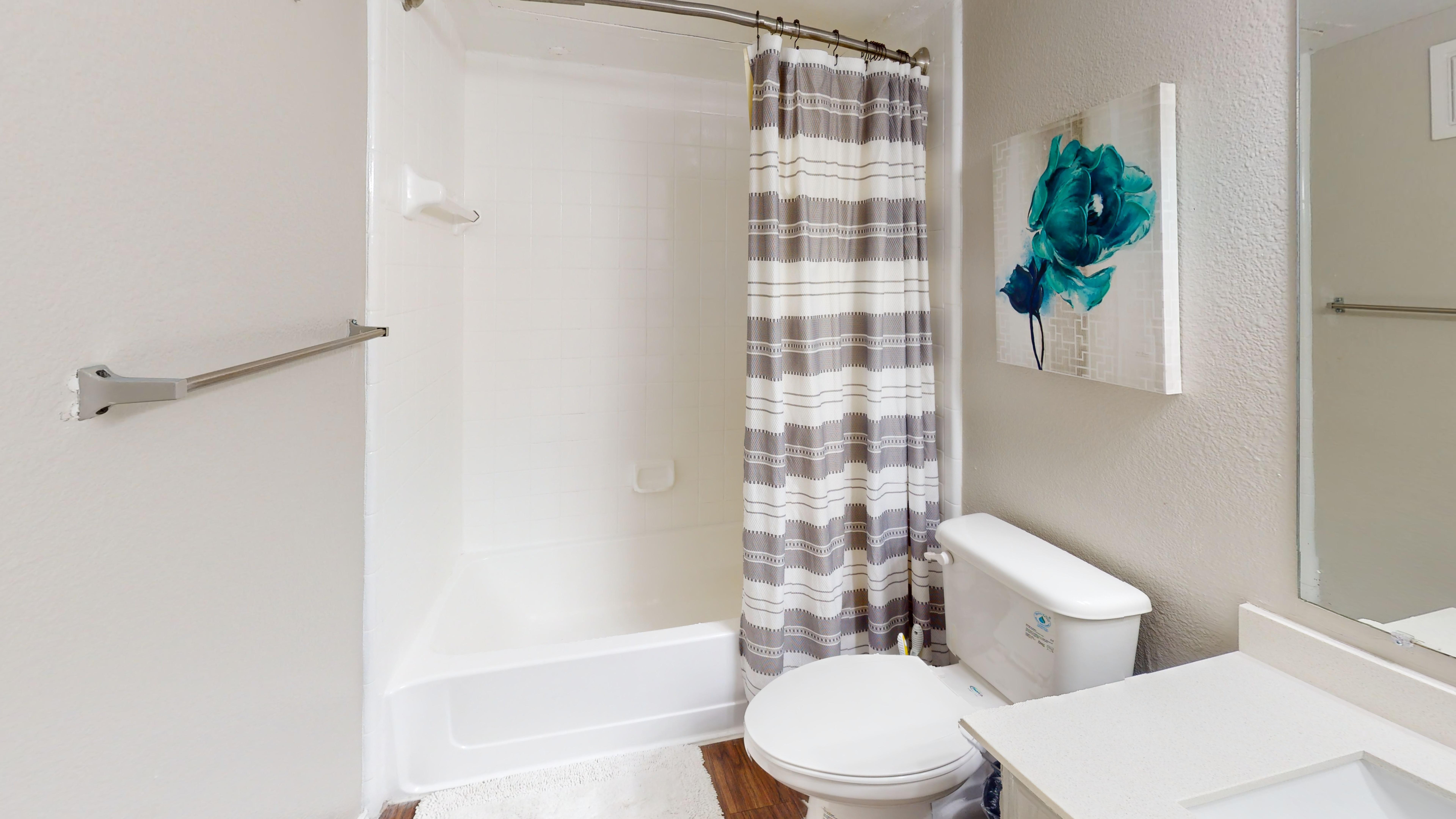 I241 - Apt|Patio|10mi to Convention Ctr|Sleeps 4 | Photo 18