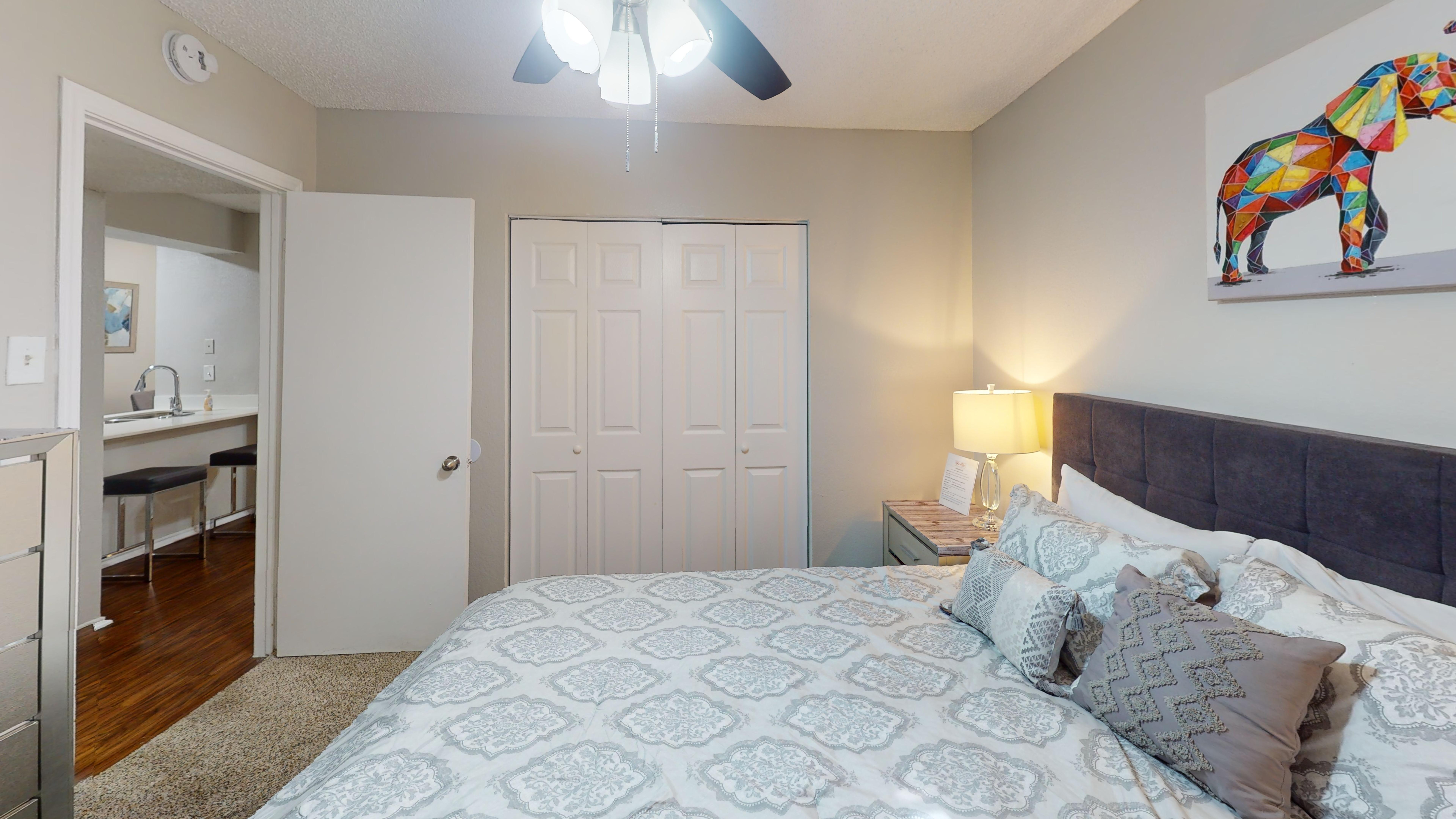 I241 - Apt|Patio|10mi to Convention Ctr|Sleeps 4 | Photo 19