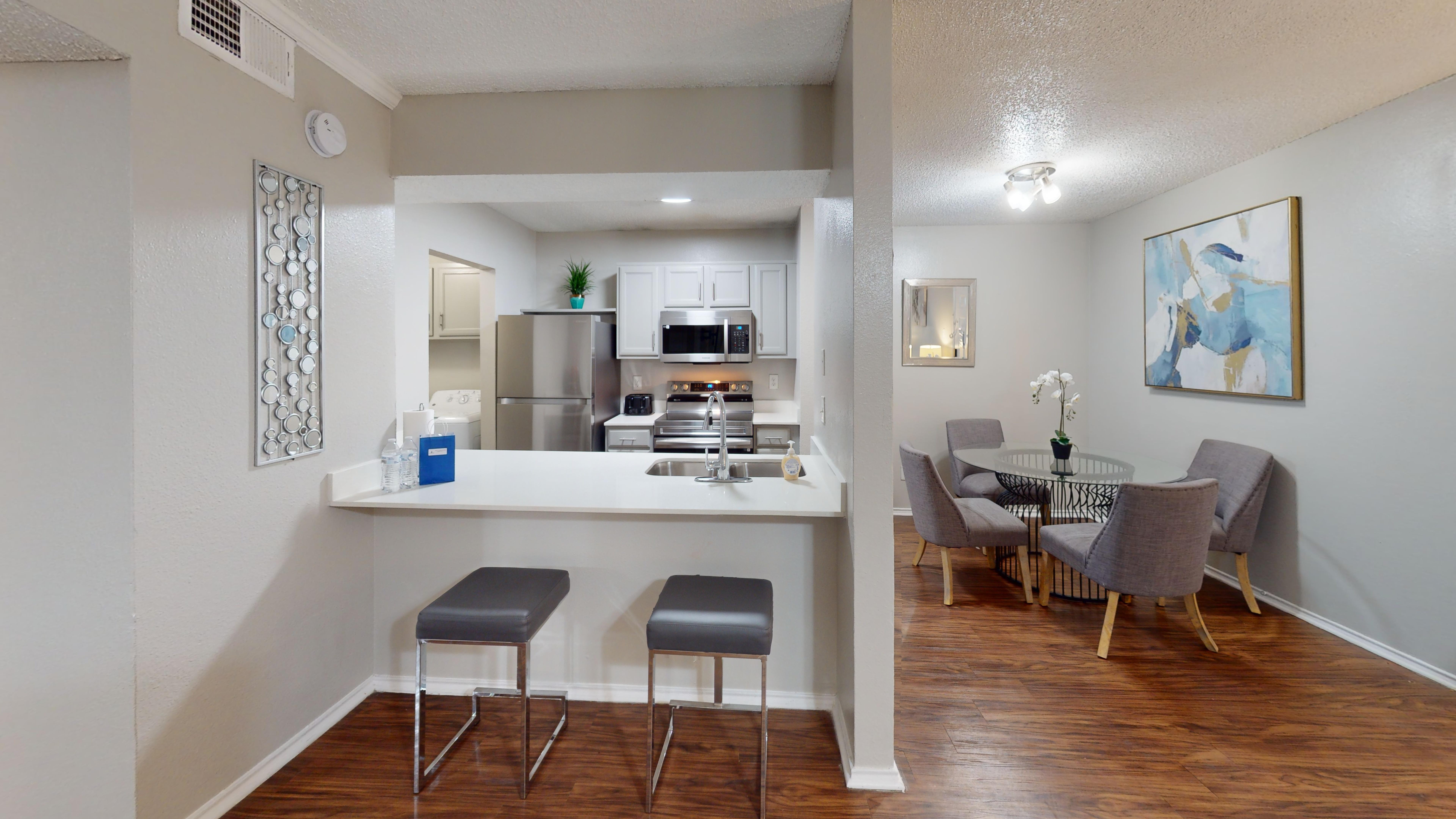 I241 - Apt|Patio|10mi to Convention Ctr|Sleeps 4 | Photo 7
