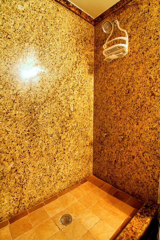 I28 - Apt|Patio|10mi to Convention Ctr|Sleeps 2 | Photo 6