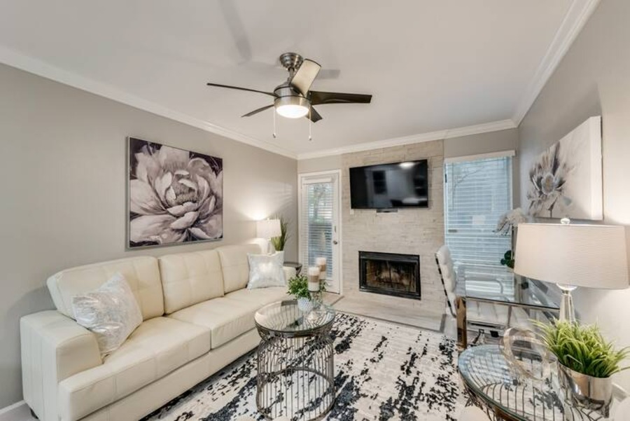 I32 - Apt|Patio|11mi to Convention Ctr|Sleeps 2