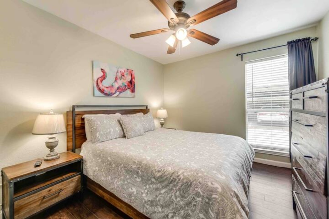 I36 - Apt|Yard|11mi to Fair Park|Sleeps 4 | Photo 12