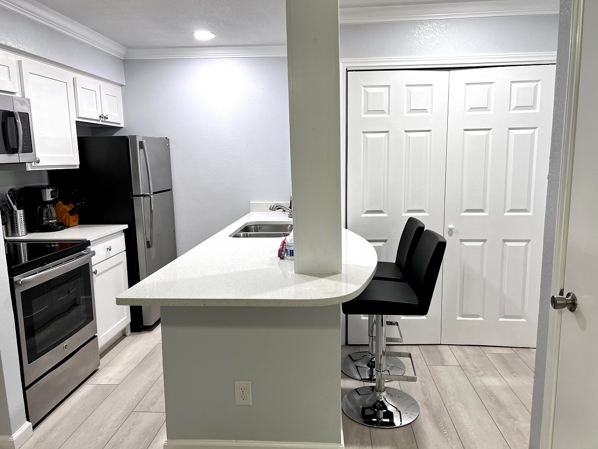I44 - Apt|Patio|11mi to Convention Ctr|Sleeps 2 | Photo 4