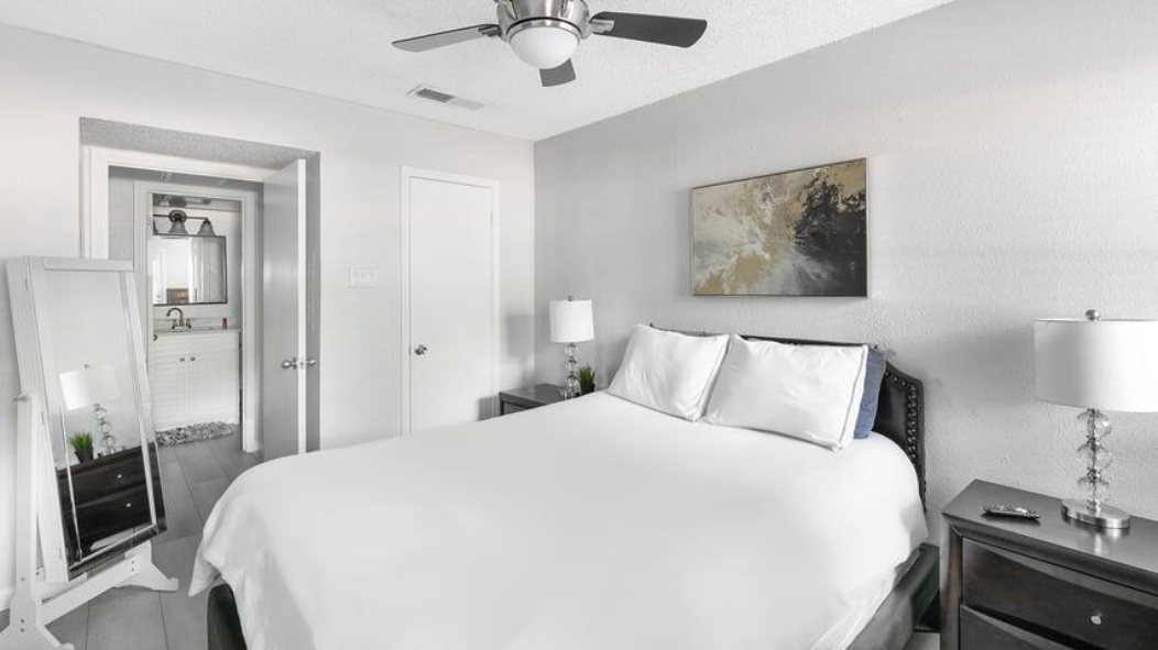 I44 - Apt|Patio|11mi to Convention Ctr|Sleeps 2 | Photo 8