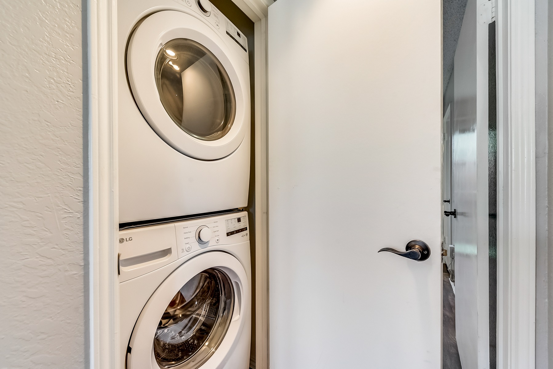 I45 - Apt|Patio|11mi to Convention Ctr|Sleeps 2 | Photo 8