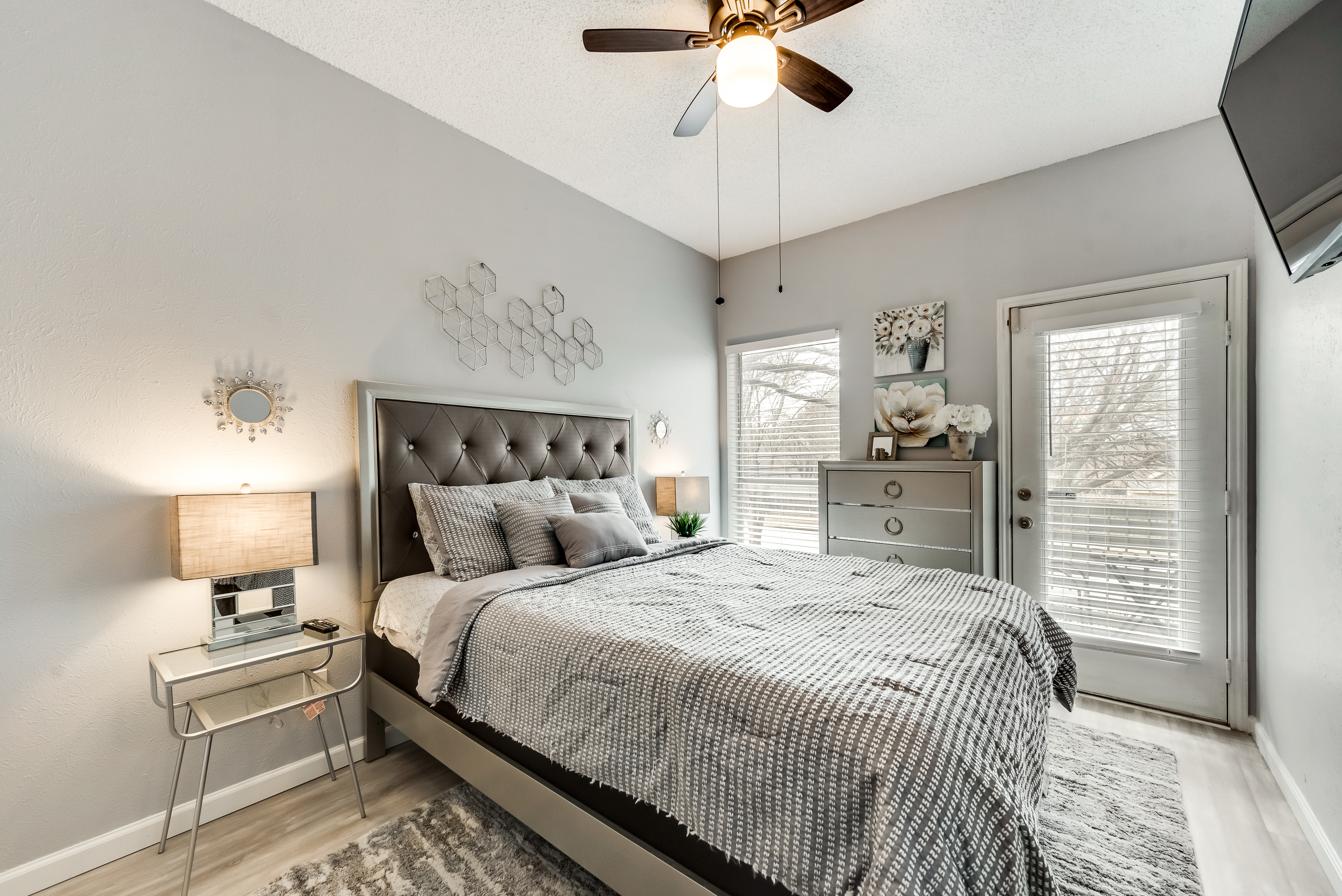 I46 - Apt|Patio|11mi to Convention Ctr|Sleeps 2 | Photo 8