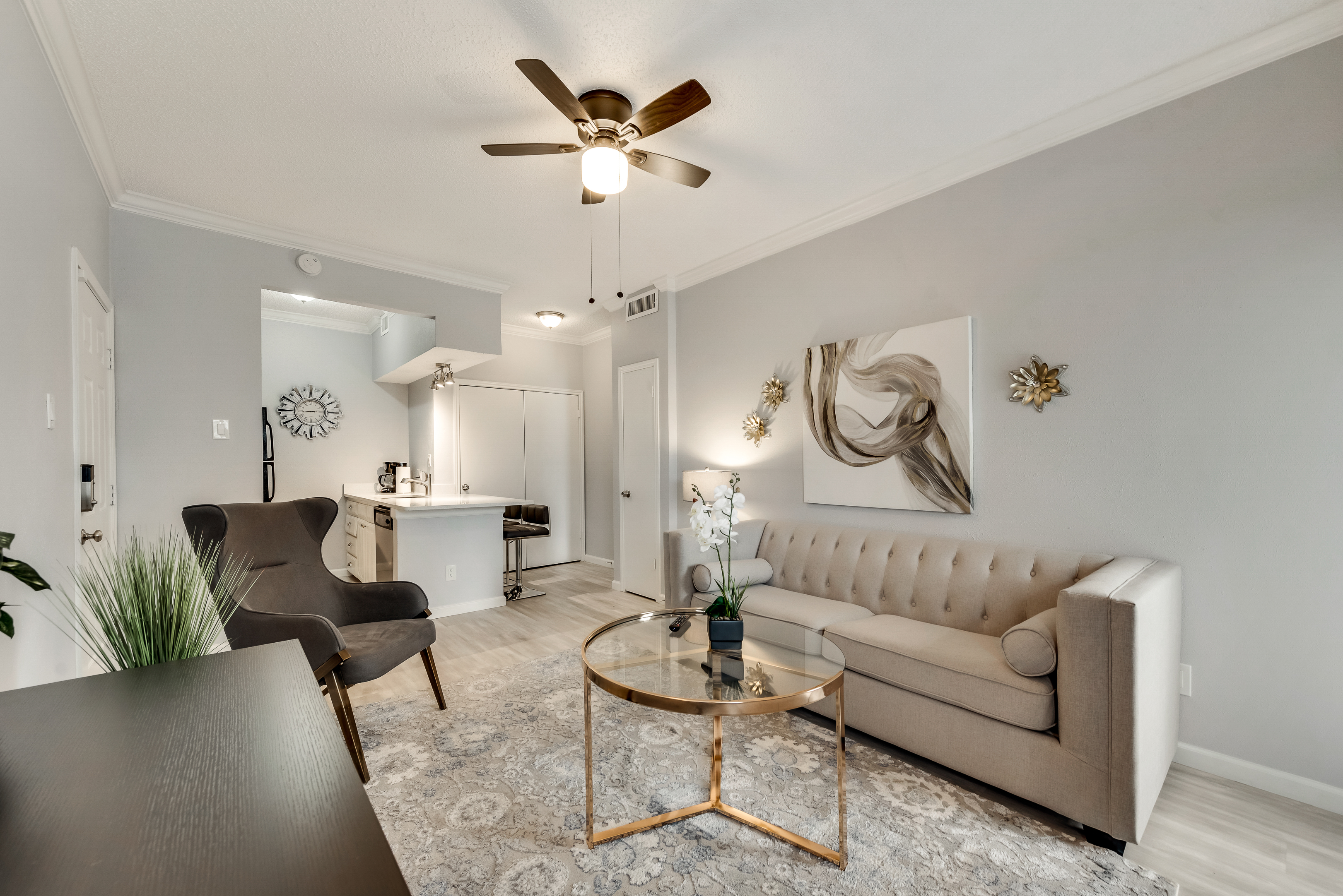 I46 - Apt|Patio|11mi to Convention Ctr|Sleeps 2