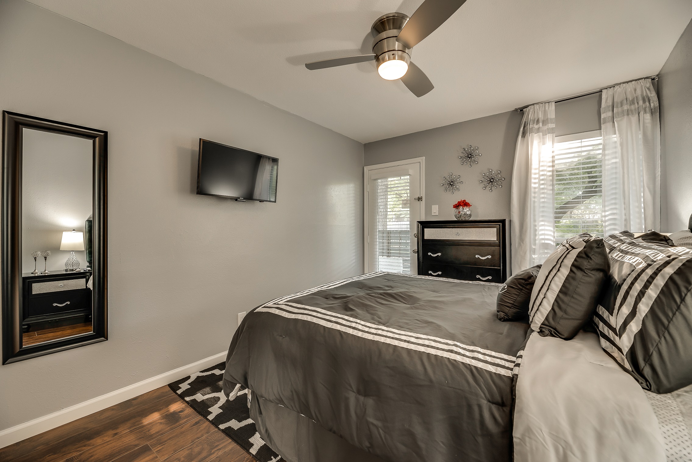 I48-1 - Apt|Patio|11mi to Convention Ctr|Sleeps 2 | Photo 12