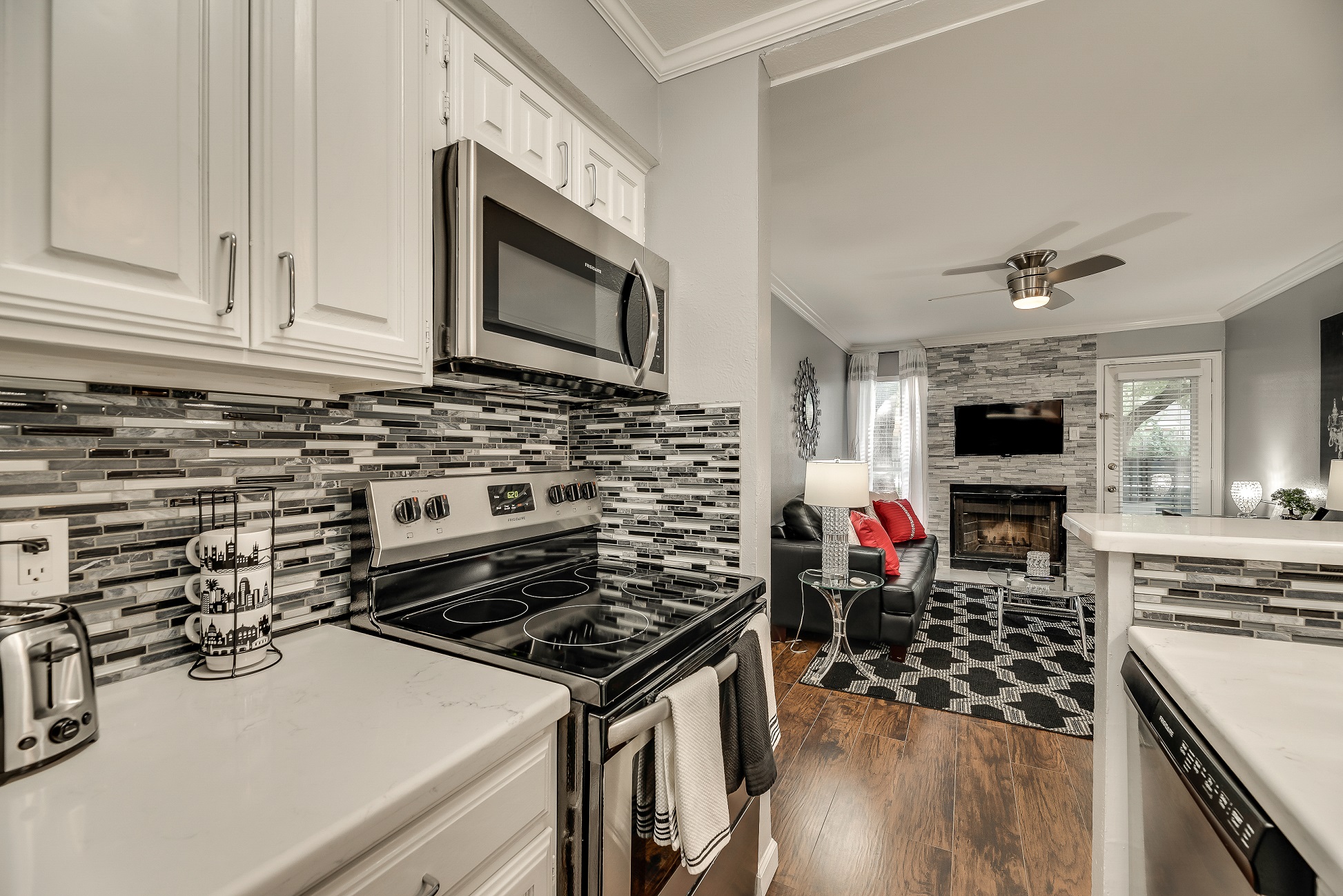 I48-1 - Apt|Patio|11mi to Convention Ctr|Sleeps 2 | Photo 8
