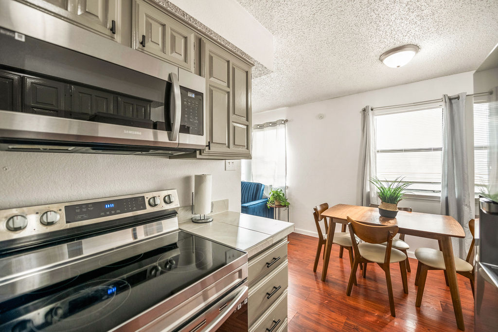I51 - Apt|Patio|11mi to Convention Ctr|Sleeps 2 | Photo 7